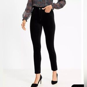 Black Velvet pants Size 34/18 Petite Straight Leg Pant style Whimsigoth